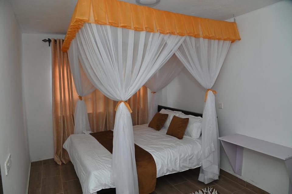 Restaurant/places to eat, Bed, Photo of the whole room