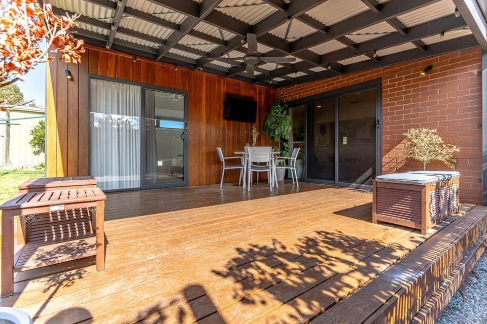 Great for groups, sleeps 11, pet friendly, CBD 4km House in Bendigo