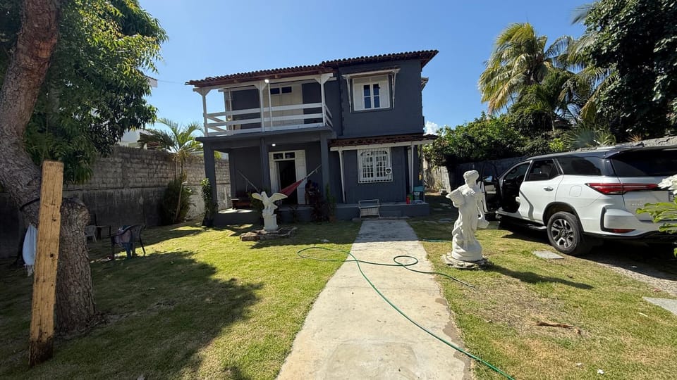 Casa na praia de Ipitanga House in Lauro de Freitas