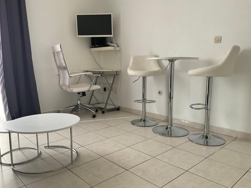 Palais Des Domes Adagio Aparthotel Apartment hotel in Nice