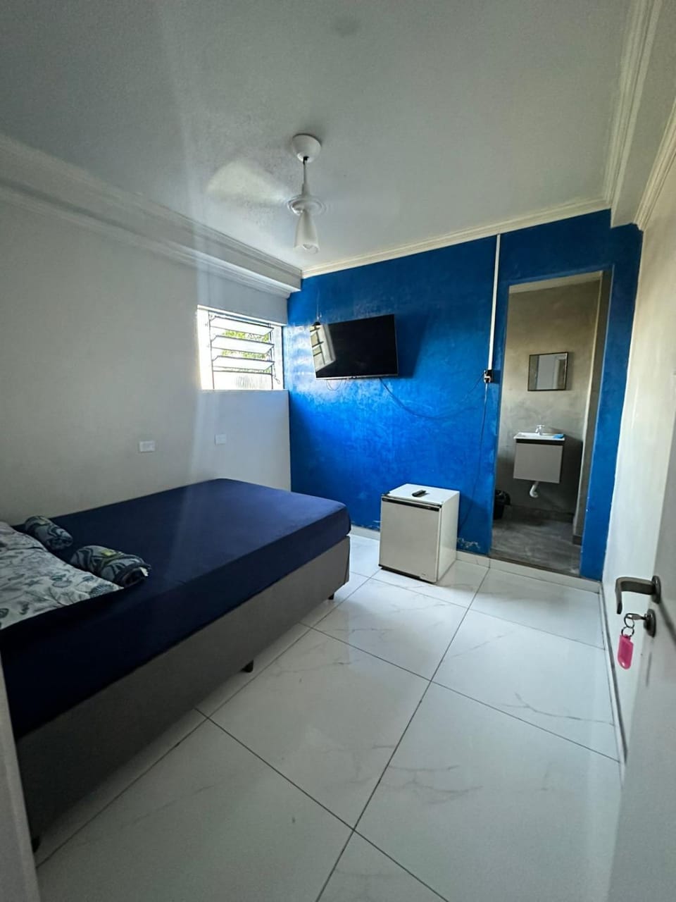 Bed, TV and multimedia, Bedroom, minibar