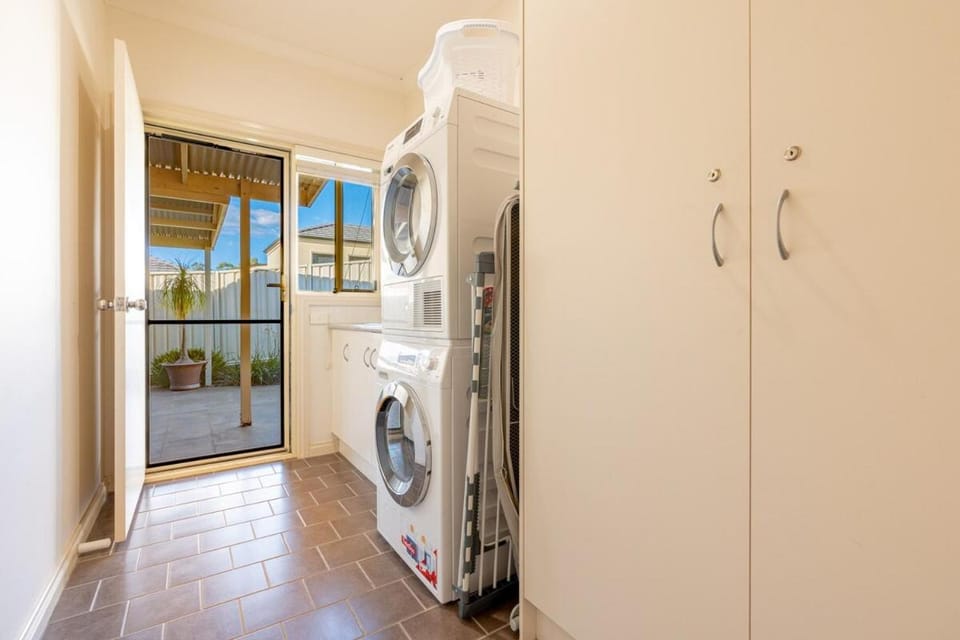 Comfort & Quiet 3BR, CBD 5mins House in Bendigo