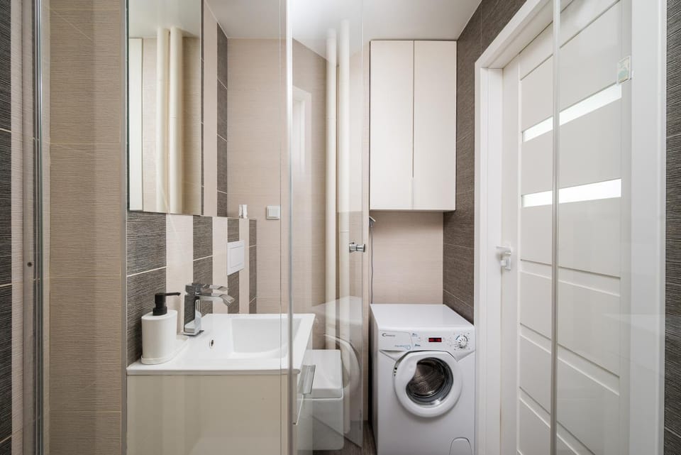 Shower, Bathroom, washing machine