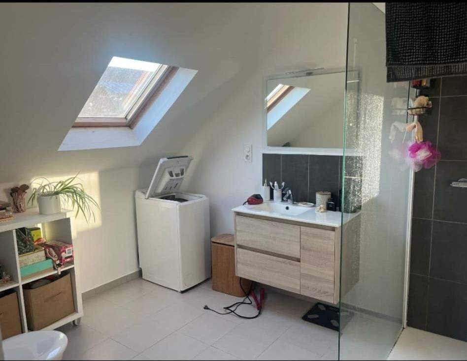 Chambre tout confort le long de la sarthe Vacation rental in Le Mans