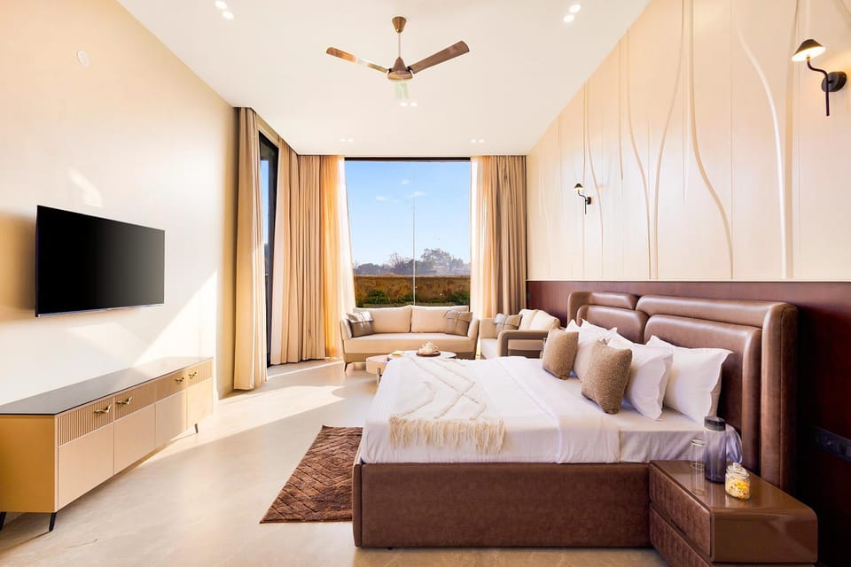 House of Tvara by ELIVAAS Villa in Haryana