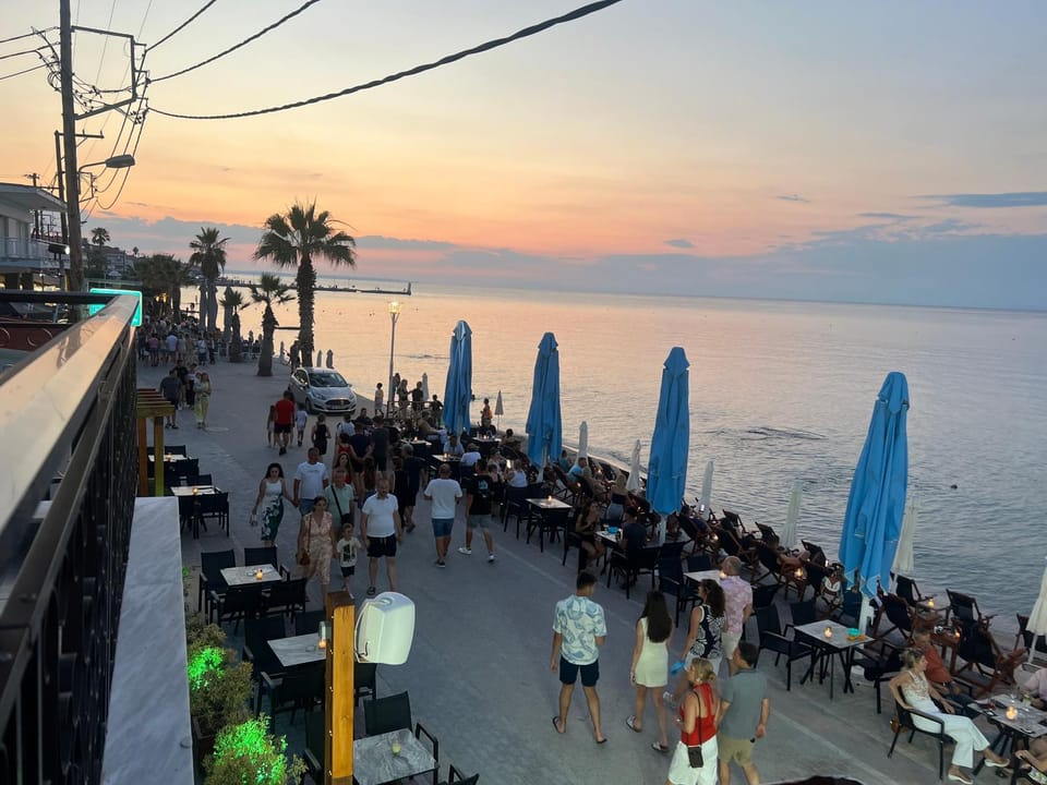 Pelekan rooms and apartments Andromeda House in Halkidiki