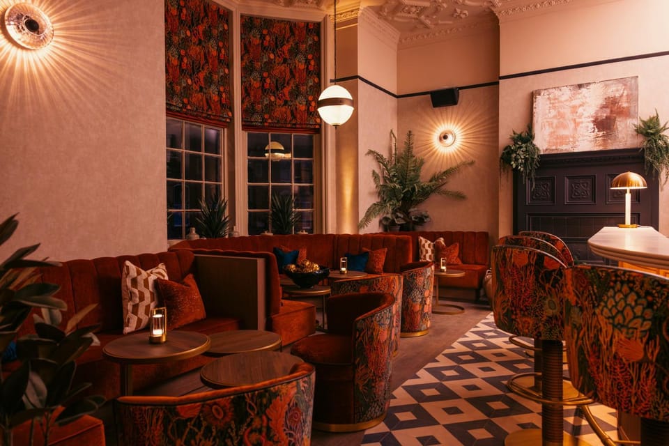 Lounge or bar