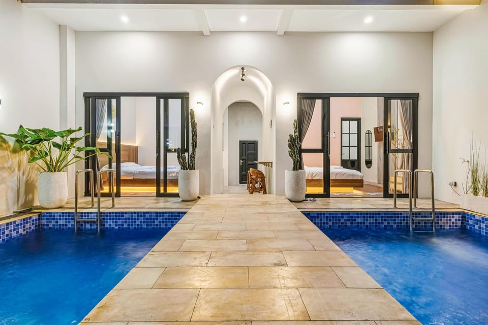 Séra Villa Yogyakarta, 3-BR, Pool, BBQ, Rooftop Lounge Villa in Special Region of Yogyakarta
