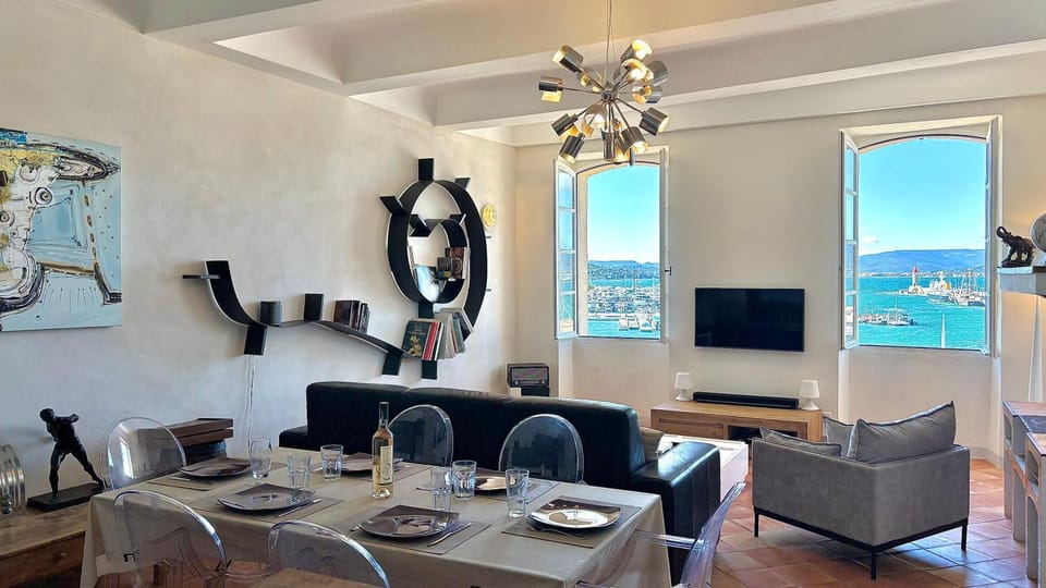 Le Céléste - Appartement Chic Vue Port St-Tropez Apartment in Saint-Tropez