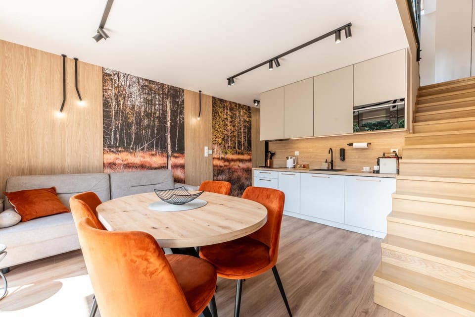 Communal lounge/ TV room, Kitchen or kitchenette, Living room, Seating area, Dining area