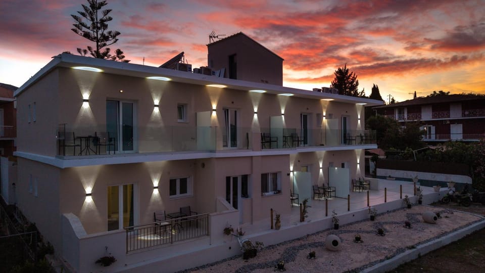 Penelope - Luxury Sea Front Studio Apartment hotel in Gouvia