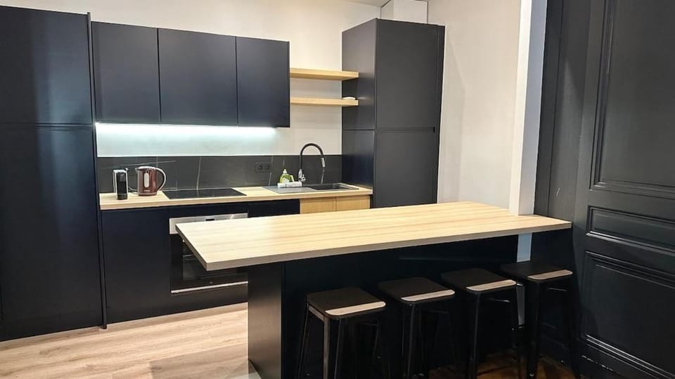 Prefecture - 1 Bedroom - Jacobin Apartment in Lyon