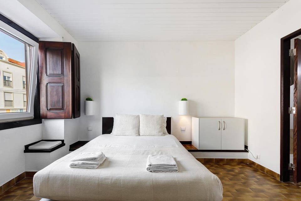 Living room, Bedroom