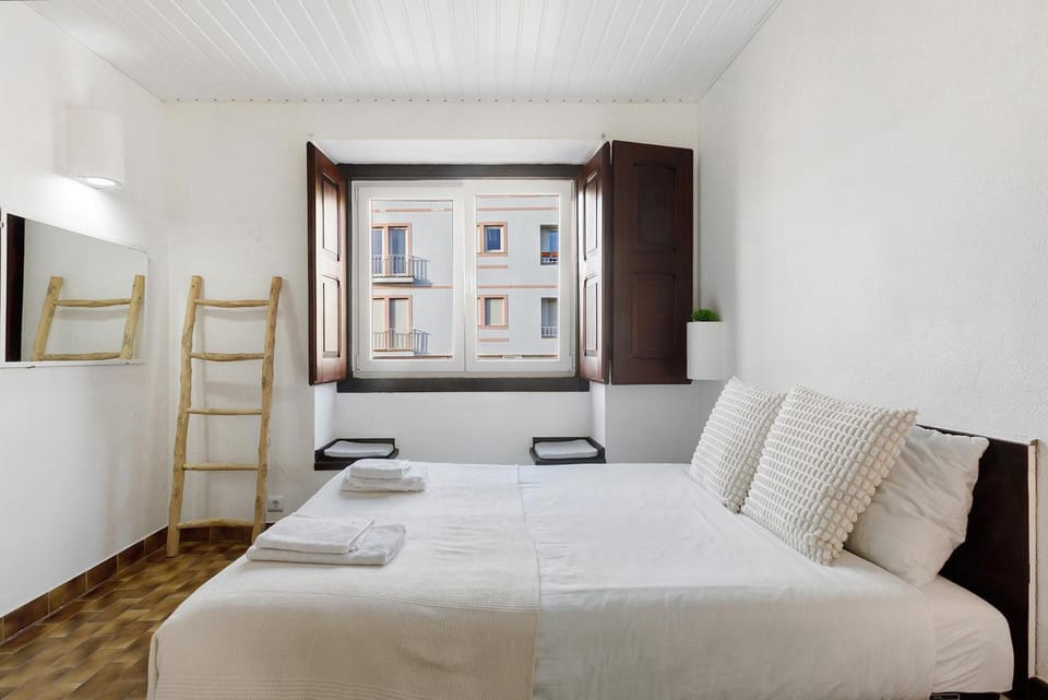 Living room, Bedroom