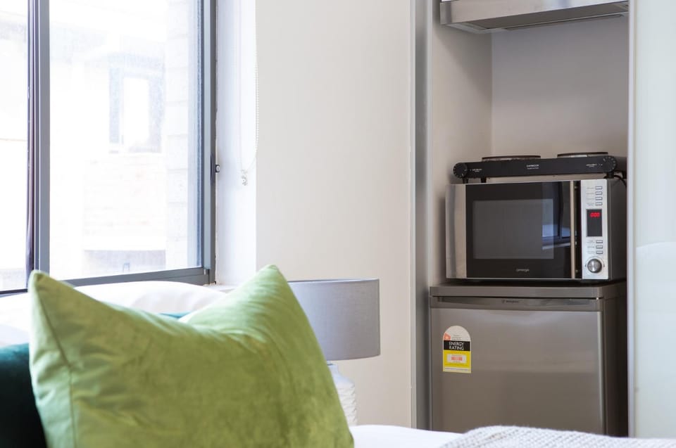 Cosy and Bright Studio Next to Westmead Hospital Inn in Parramatta