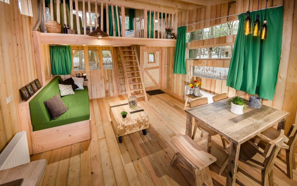 Wooden Lodge Victor de Vos I Slapen in een echte boomhut House in North Brabant (province)