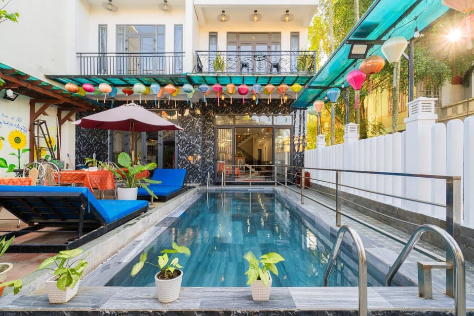 Swimming pool