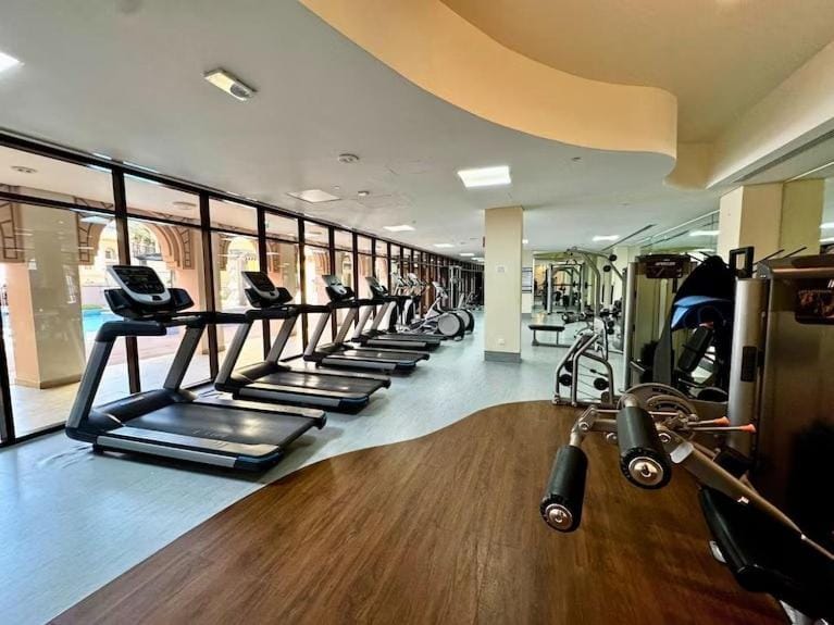 The Smart Concierge - Andalus Jumeirah Golf Estates Apartment in Dubai