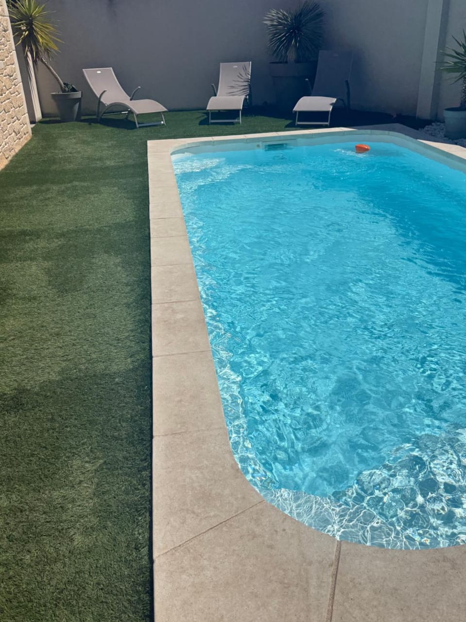 Maison individuelle piscine extérieure Villa in Arles