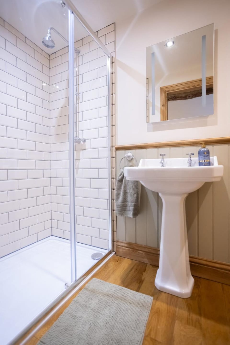 Shower, Bathroom, towels
