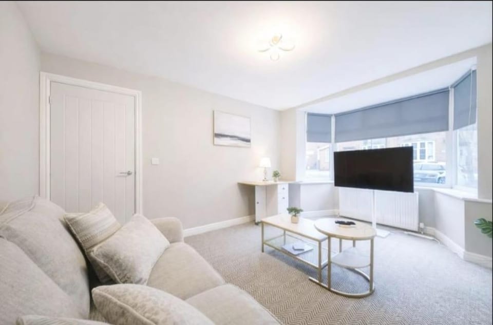2 Bed Flat, Newcastle, 5 min to City, Free parking - Pass the Keys Apartment in Newcastle upon Tyne