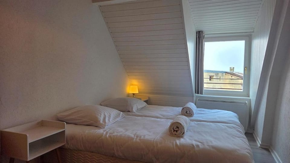 Le Nid d'Evian - Vue panoramique Lac, plein centre Apartment in Évian-les-Bains