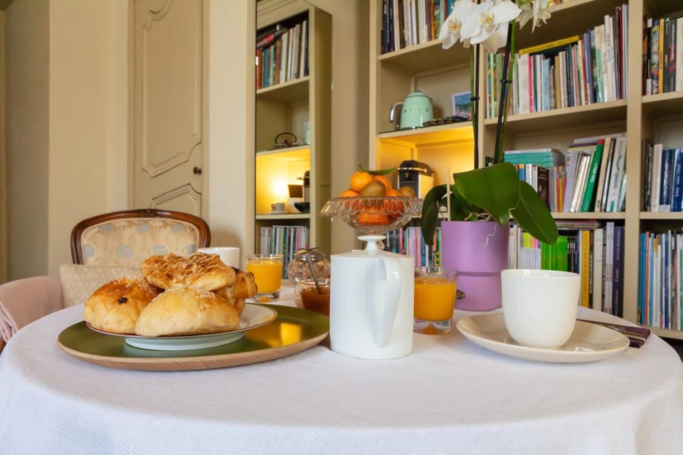 Une chambre au Château Bed and Breakfast in Cabriès
