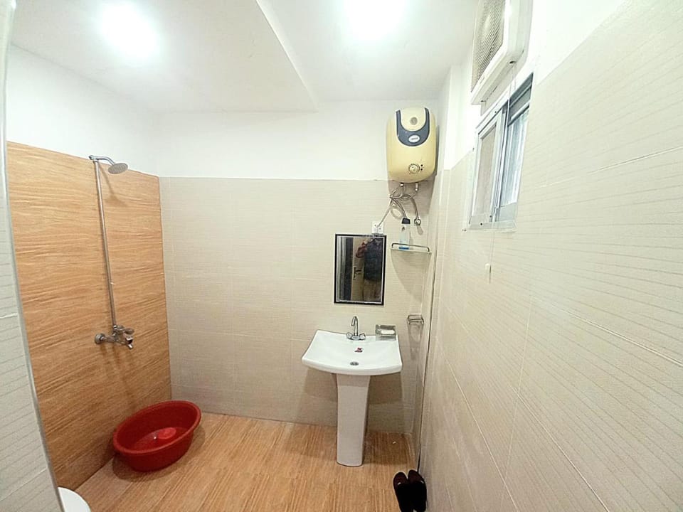 Alfazal apartment Apartment in Lahore
