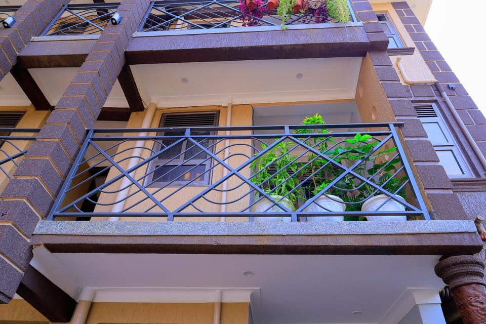 Property building, Balcony/Terrace