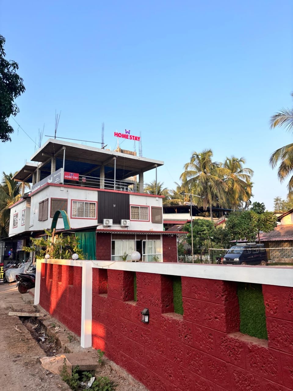 Property building, Facade/entrance