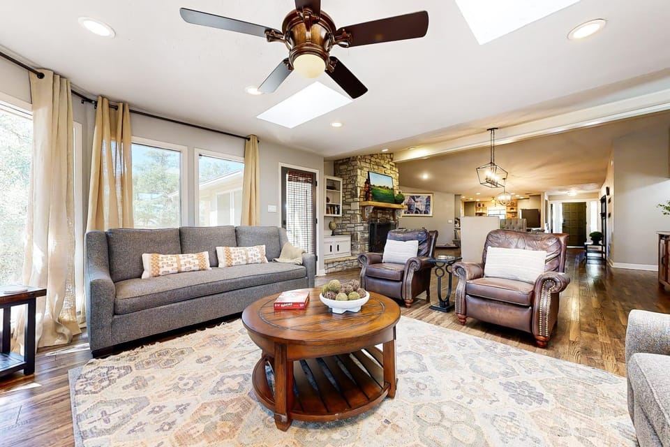 Spacious dog-friendly home settled on a serene property with wrap-around porch House in Wimberley