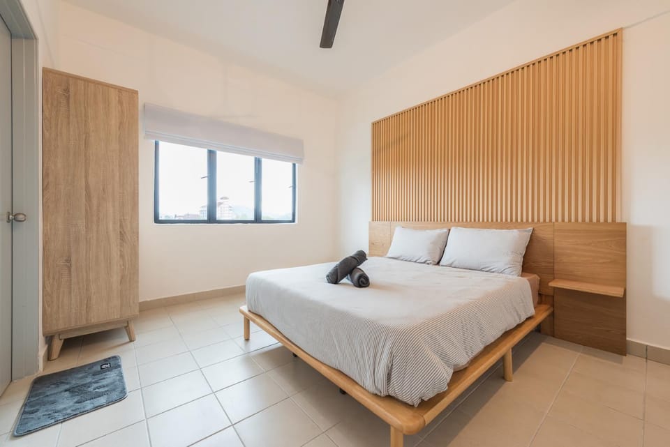 Bed, Photo of the whole room, Bedroom, towels, wardrobe