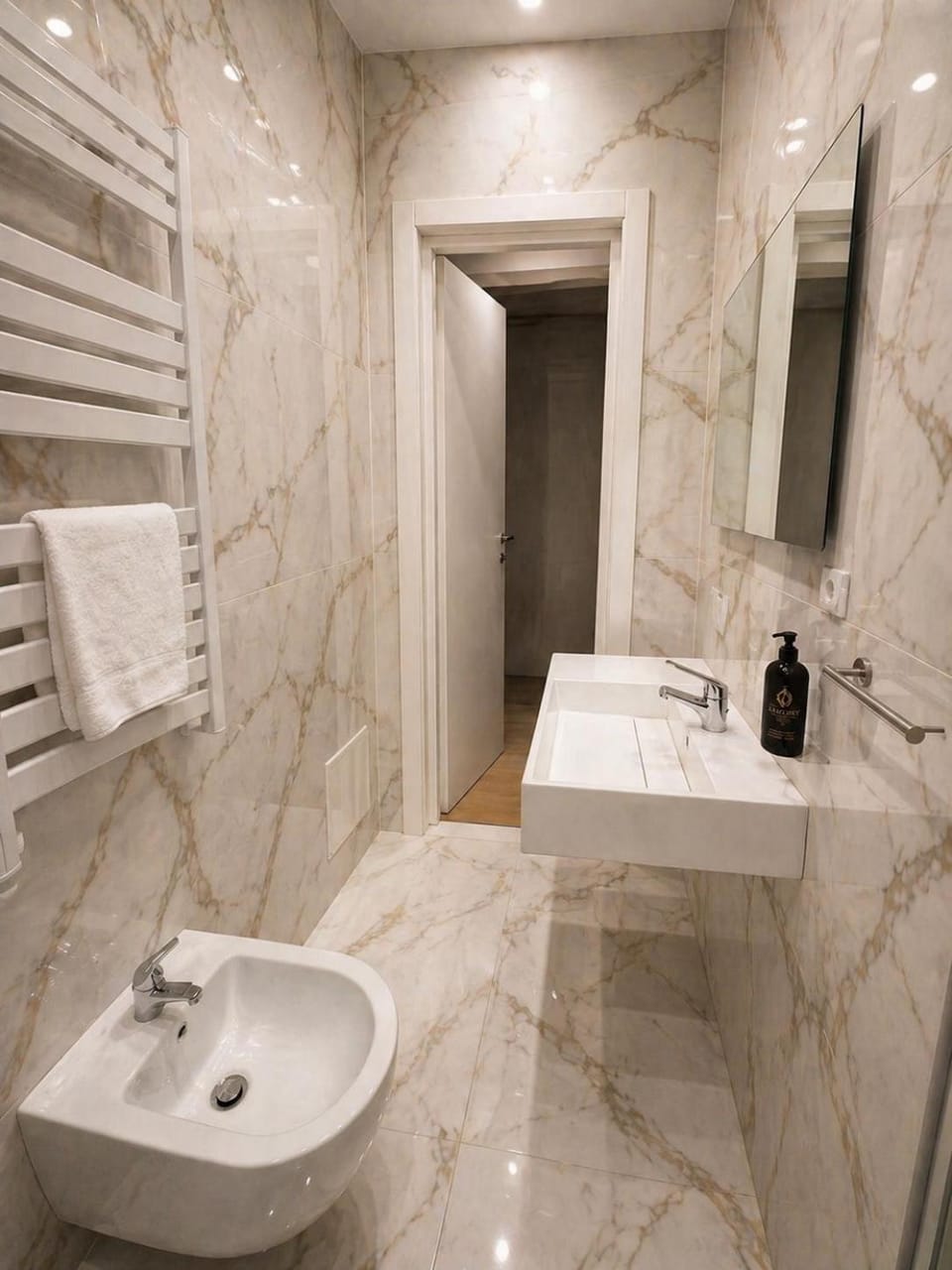 Luxury 8 al Duomo di Parma Apartment in Parma