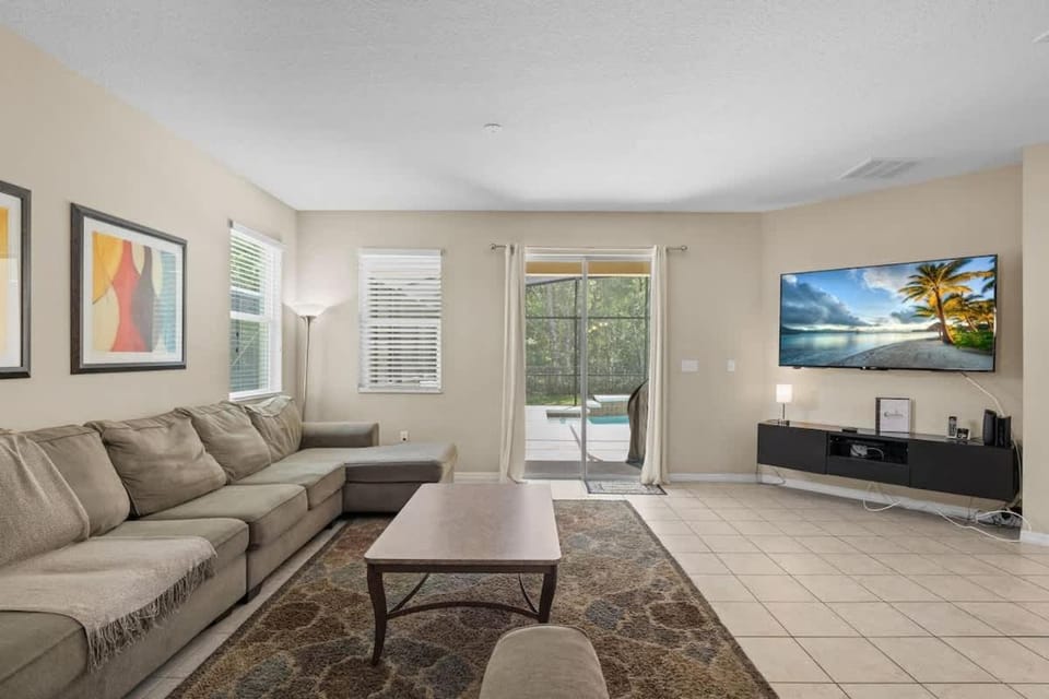4 Bed Close to Disney Private Pool House in Kissimmee