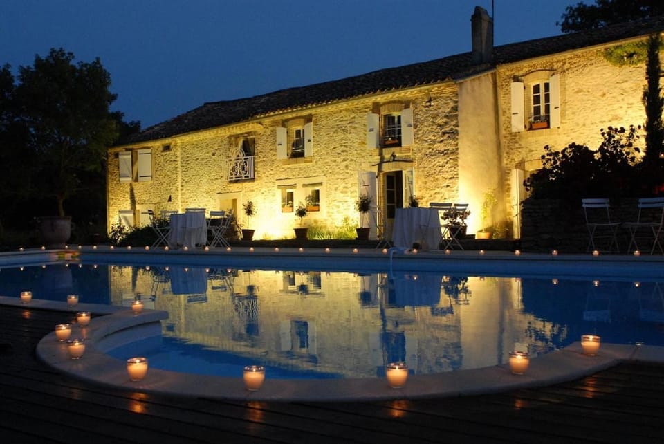 La Bomba Is A Stunning Farmhouse in Glorious Countryside With Private Pool Villa in Occitanie