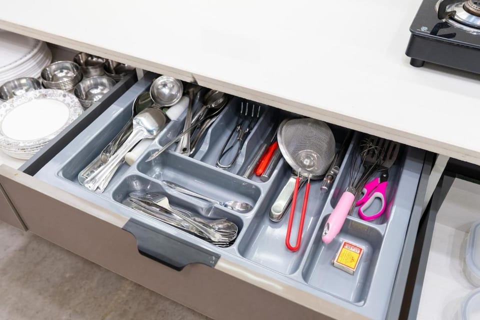 Kitchen or kitchenette, kitchen