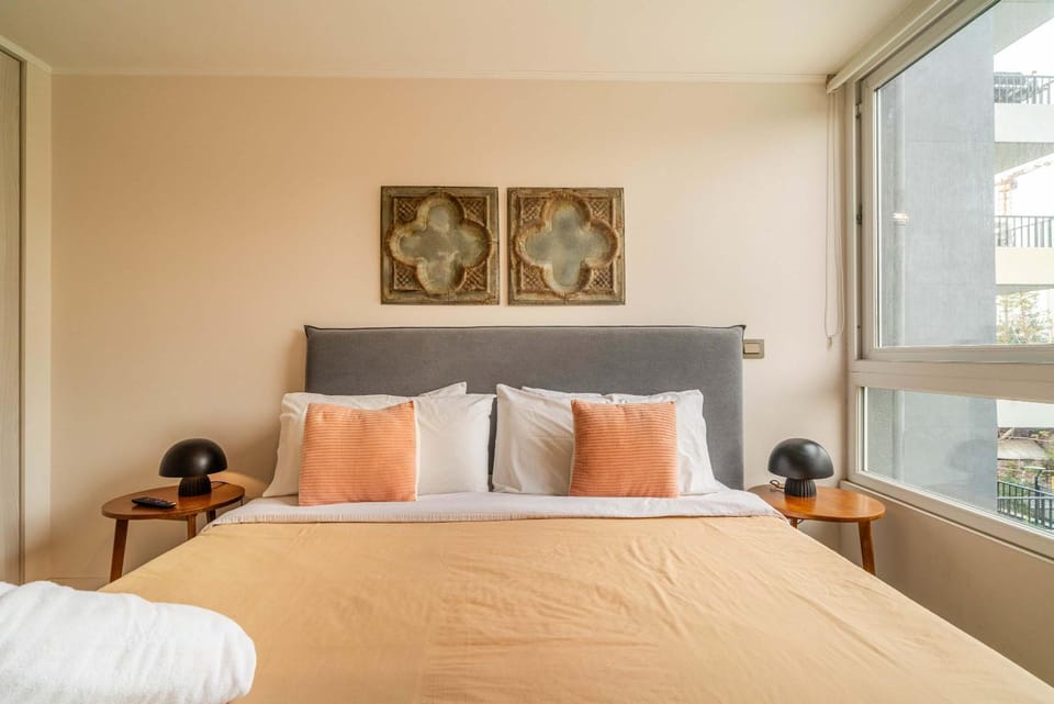 HOM I Smart TV I Seguridad 24H I Mall Plaza Egaña Apartment in Las Condes
