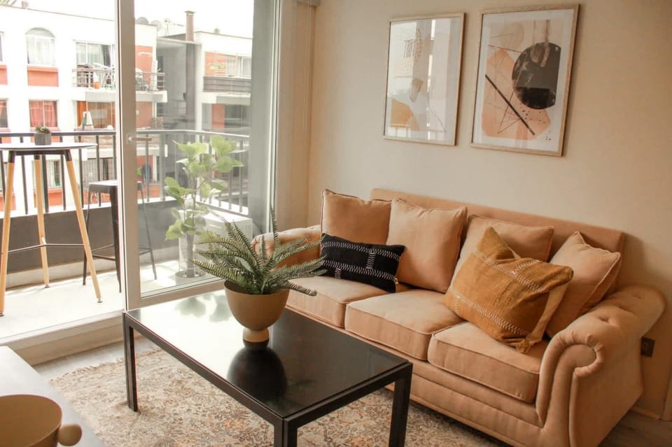 HOM I Smart TV I Seguridad 24H I Mall Plaza Egaña Apartment in Las Condes