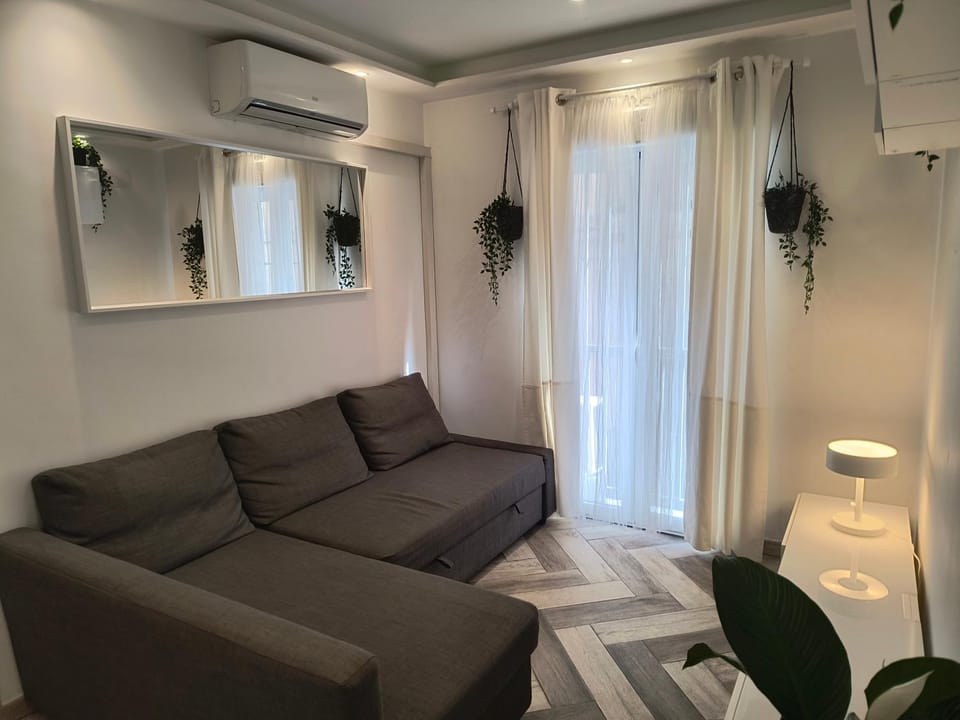 Para familias o grupo de amigos - BARRIO DE LAS LETRAS - MADRID CENTRO Apartment in Centro