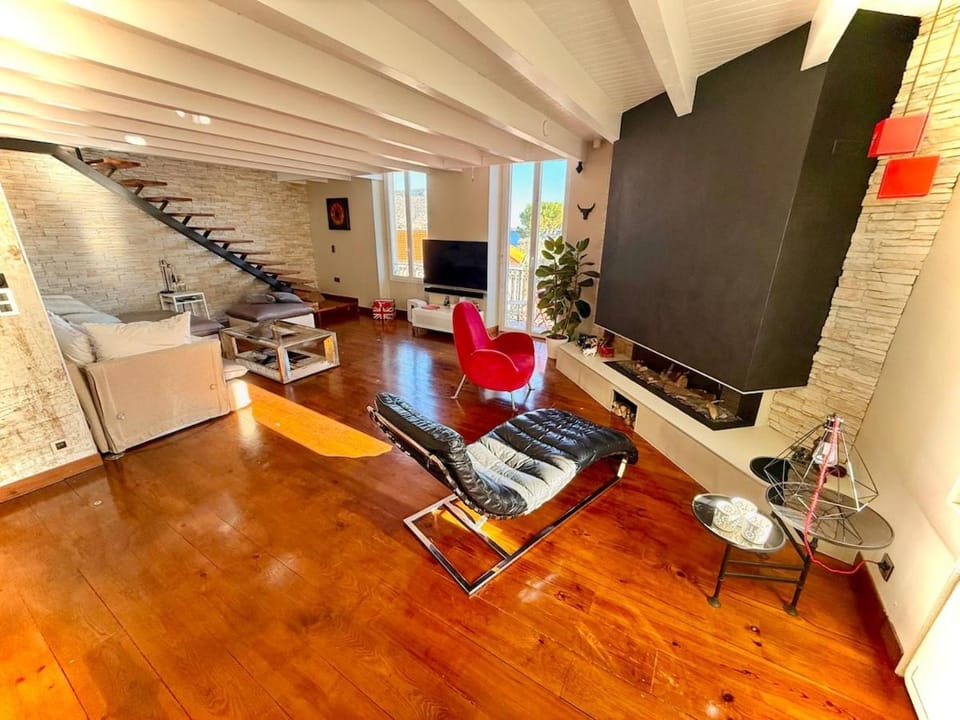 Appartement d'exception en front de mer - 5 Pièces Apartment in Villefranche-sur-Mer