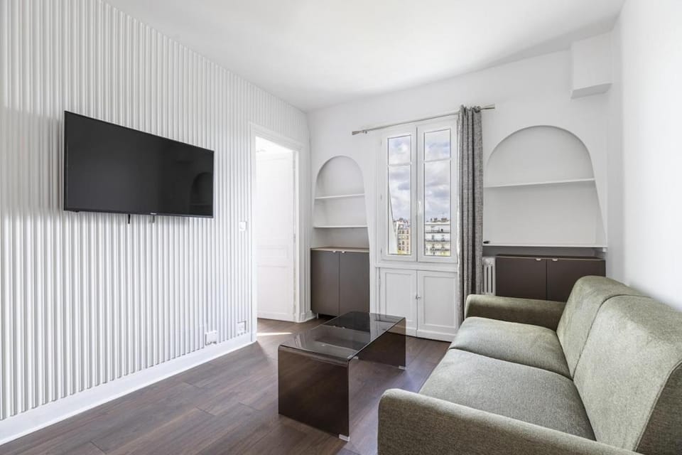 Place Leon Blum - Voltaire - 1 bedroom Apartment in Paris