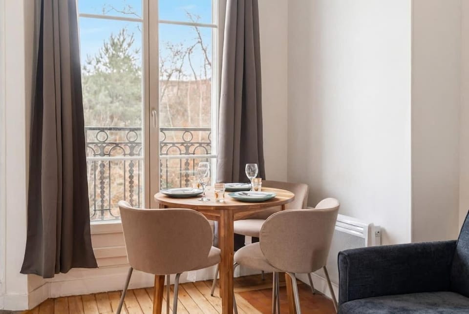 Elegant deux pieces - Paris 15e Apartment in Paris