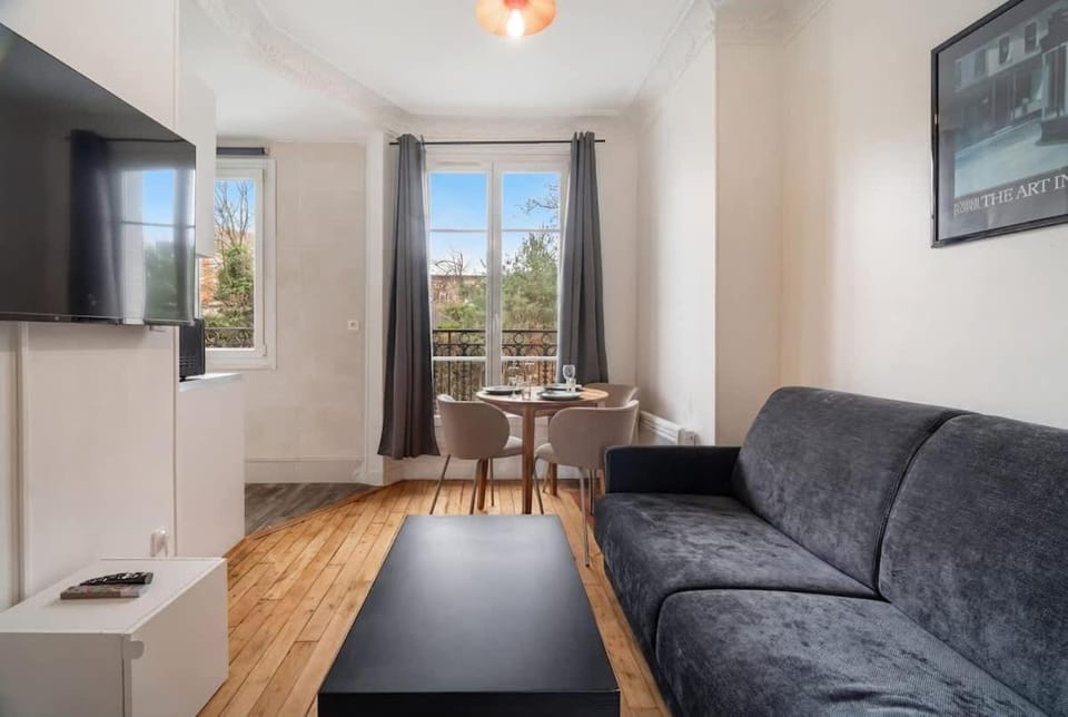Elegant deux pieces - Paris 15e Apartment in Paris