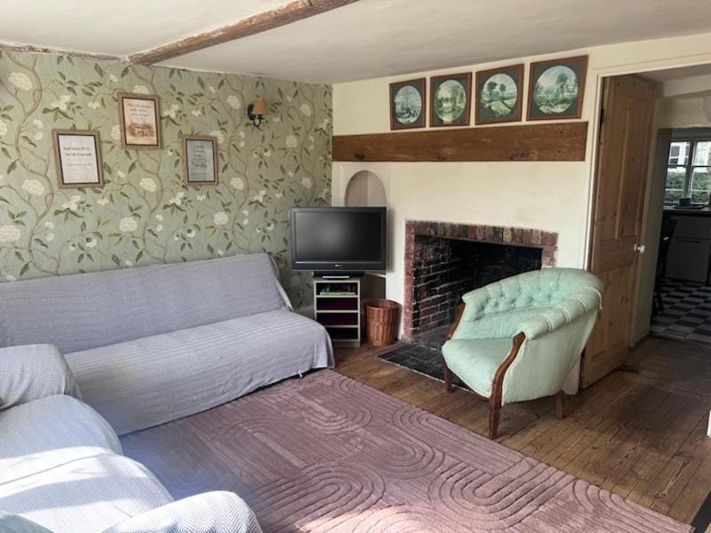 A beautiful cottage in the heart of Benenden! House in Rother District