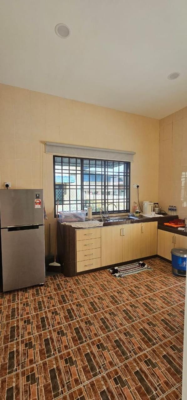 Peaceful 3 bedroom homestay House in Mersing