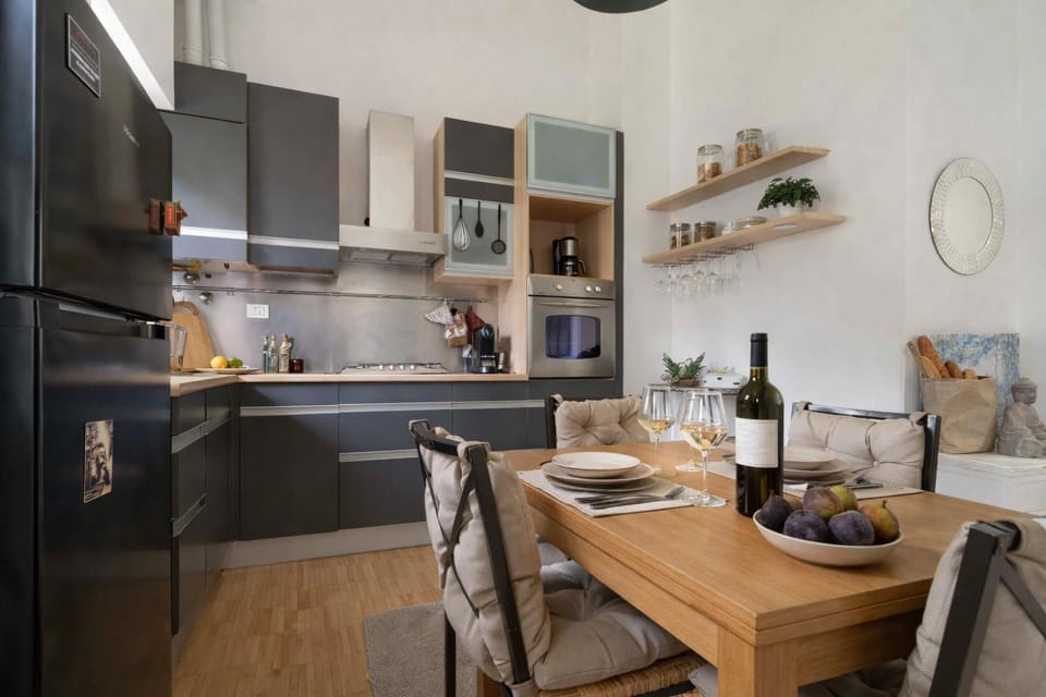 Kitchen or kitchenette, Dining area, dishwasher, oven, stove