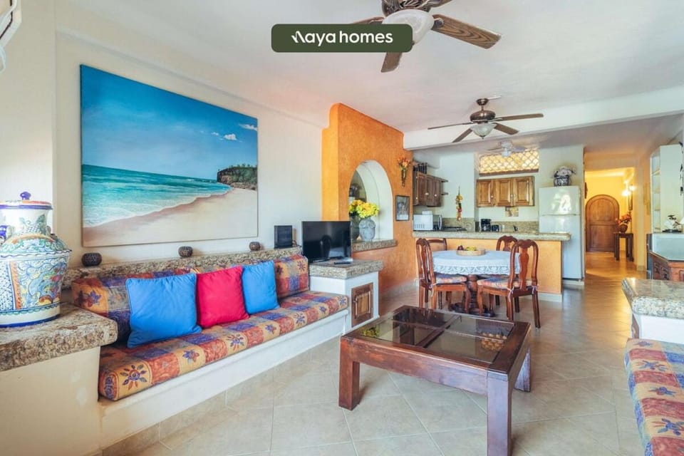 Ocean view 1Br Condo-Balcony-Beach-Pool - 301 House in Puerto Vallarta
