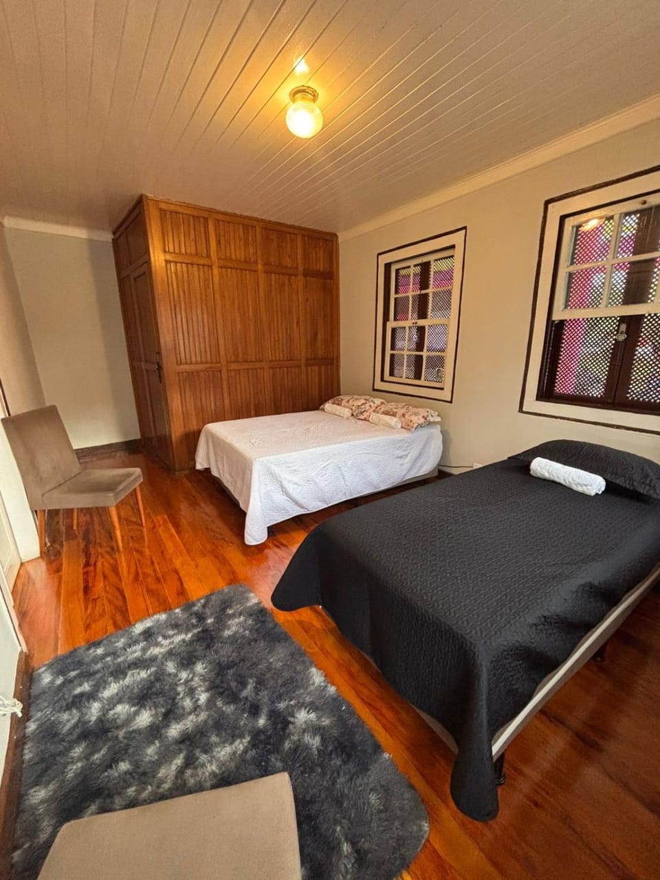 Bed, Photo of the whole room, wardrobe