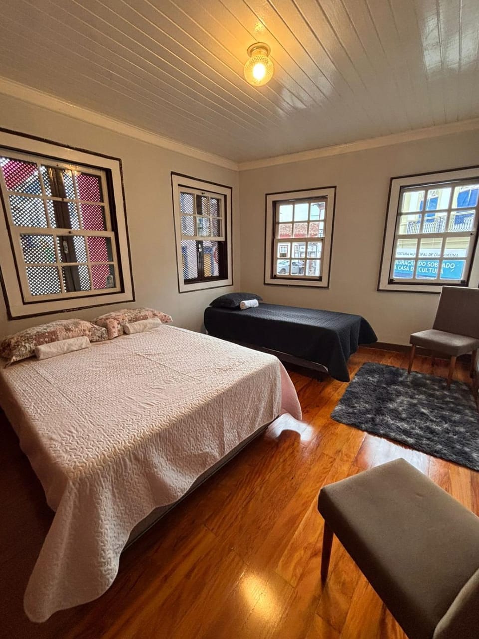 Bed, Photo of the whole room