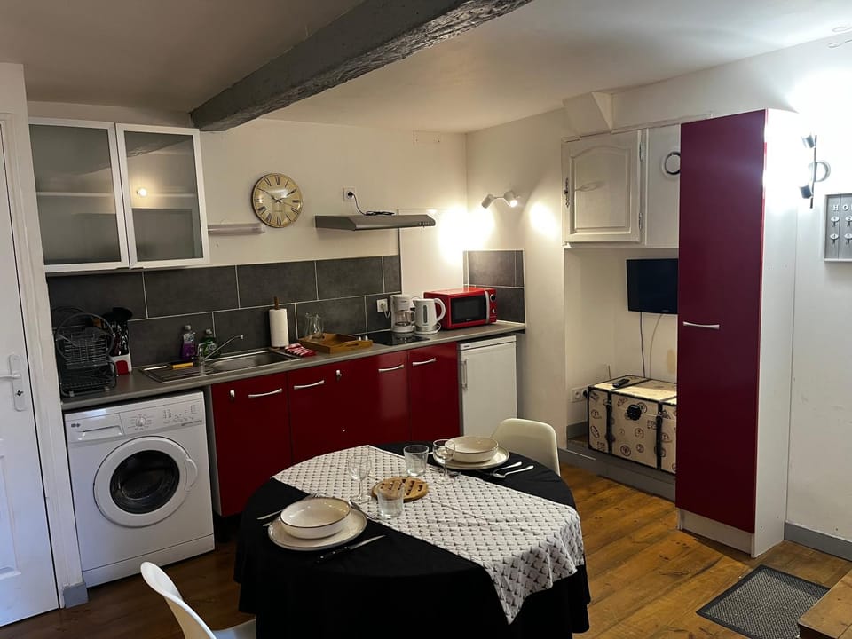 Studio hyper centre Bagnères de bigorre Apartment in Occitanie